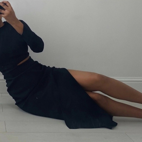 Zara Black Long Sleeve Dress with Unique Cutout - Picture 13 of 15